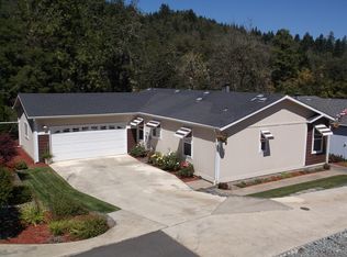 138 Kimberly Way, Canyonville, OR 97417