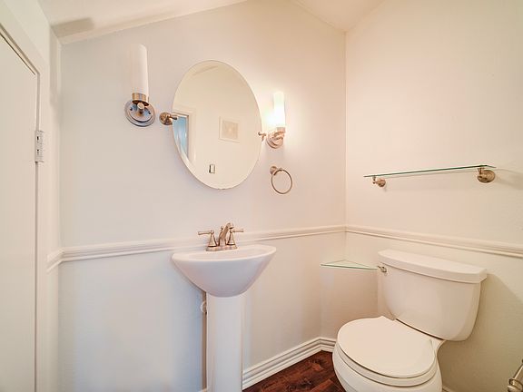2nd image of 5036 Lahoma St #5036