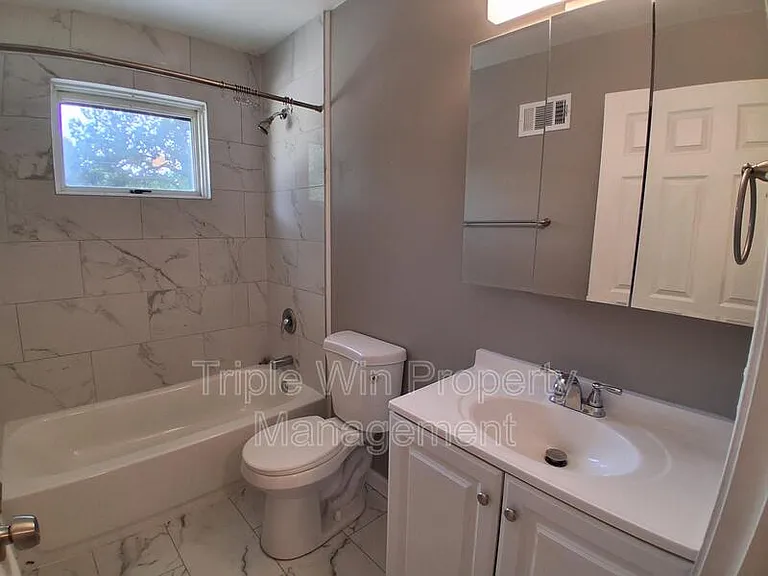 524 Acorn Dr — Photo 24