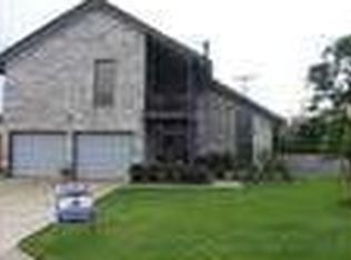 2734 12th St, Port Neches, TX 77651