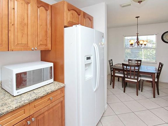 5th image of 6414 Golden Dr