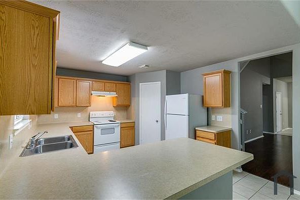 1st image of 20018 Windcroft Hollow Ln