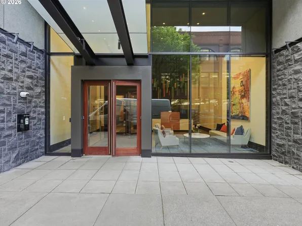 1025 NW Couch St Unit 816, Portland, OR 97209
