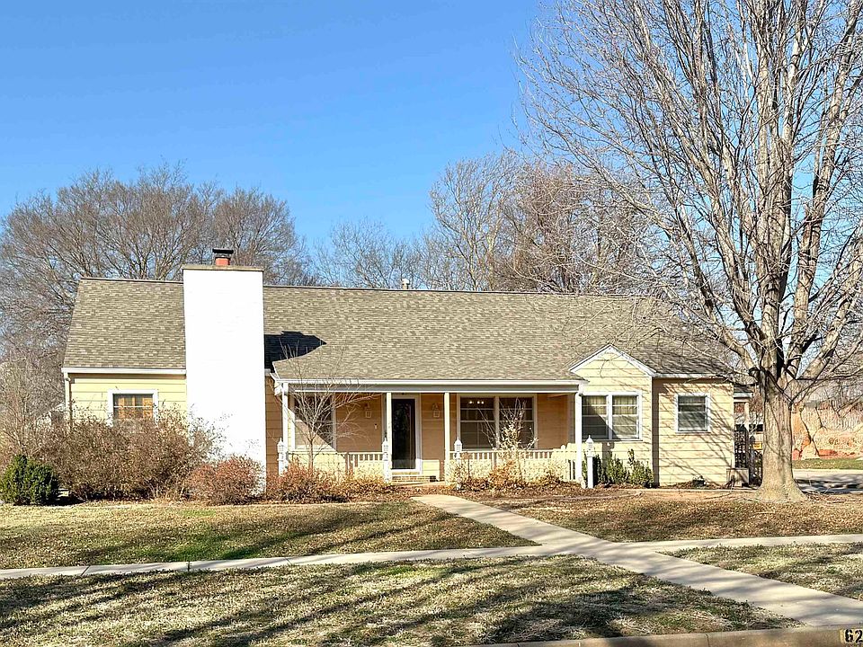 1st image of 624 N Springfield Ave