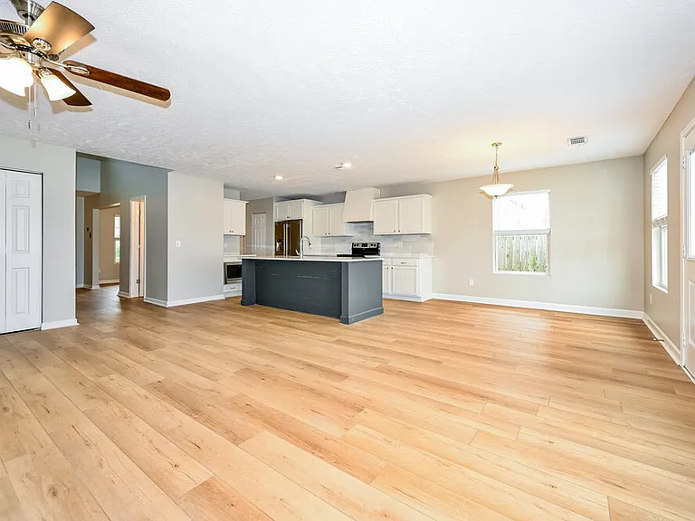 711 Elderberry Way — Photo 5