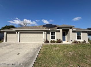 140 Nadell Ave NW, Palm Bay, FL 32907
