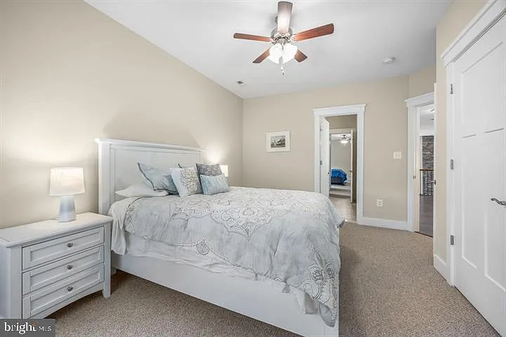 109 Seth Dr — Photo 37