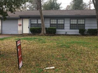1240 Chamboard Ln, Houston, TX 77018