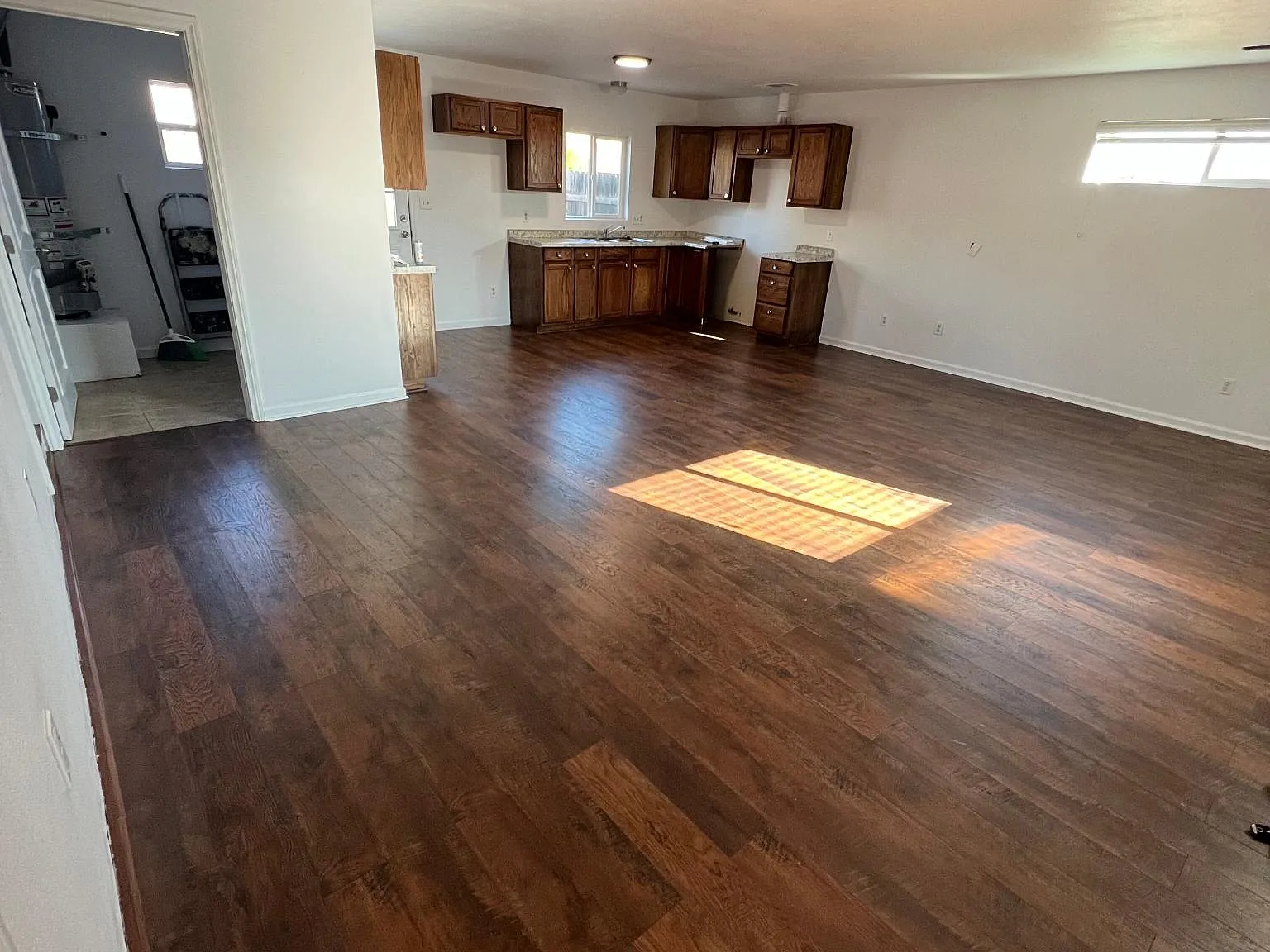 2 bed, 930 sqft, $2,200 — Photo 4