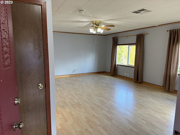 3rd image of 10505 NE 53rd Ave Unit 26
