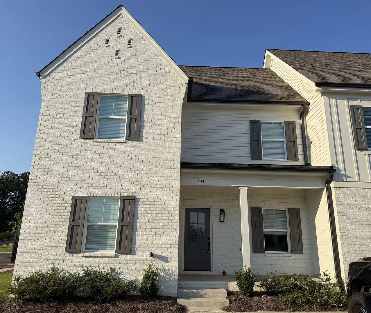 3bd/3.5ba For Rent In South Grove — Photo 1