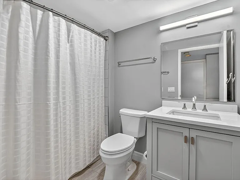 7773 La Mirada Dr — Photo 27