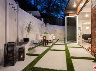 2578 Canyon Dr, Los Angeles, CA 90068