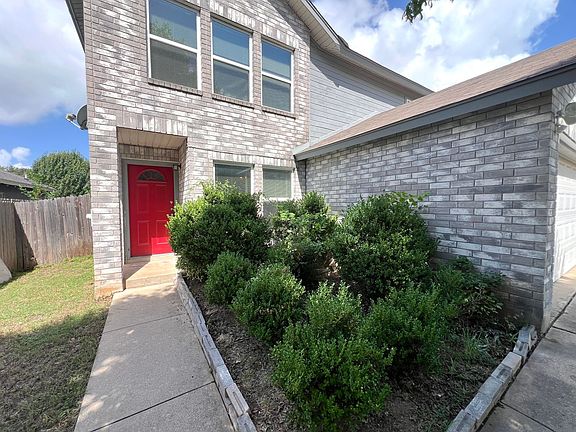 4th image of 2423 Glen Field Dr