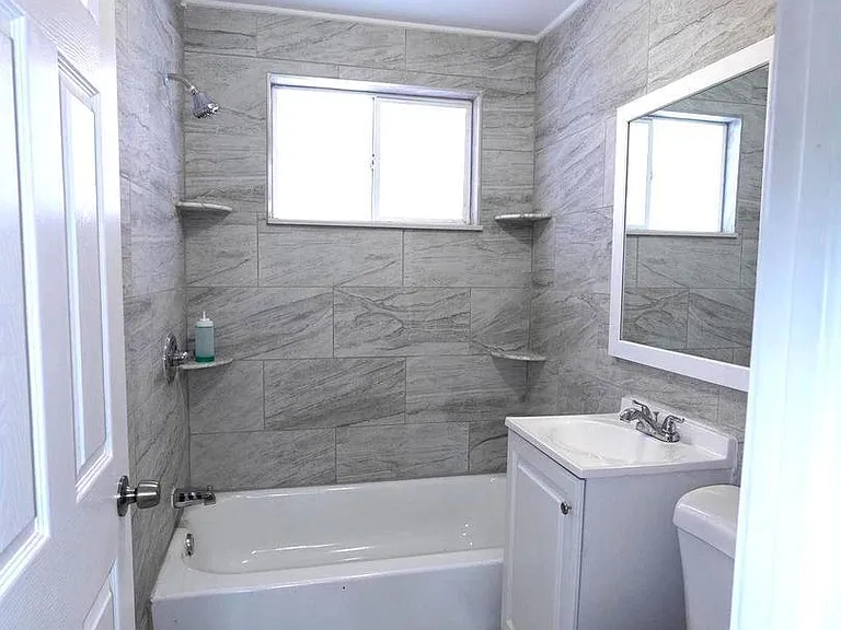 3745 Schleicher Ave — Photo 5