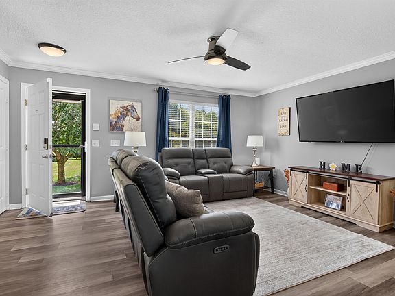 3rd image of 2497 Aristocracy Cir