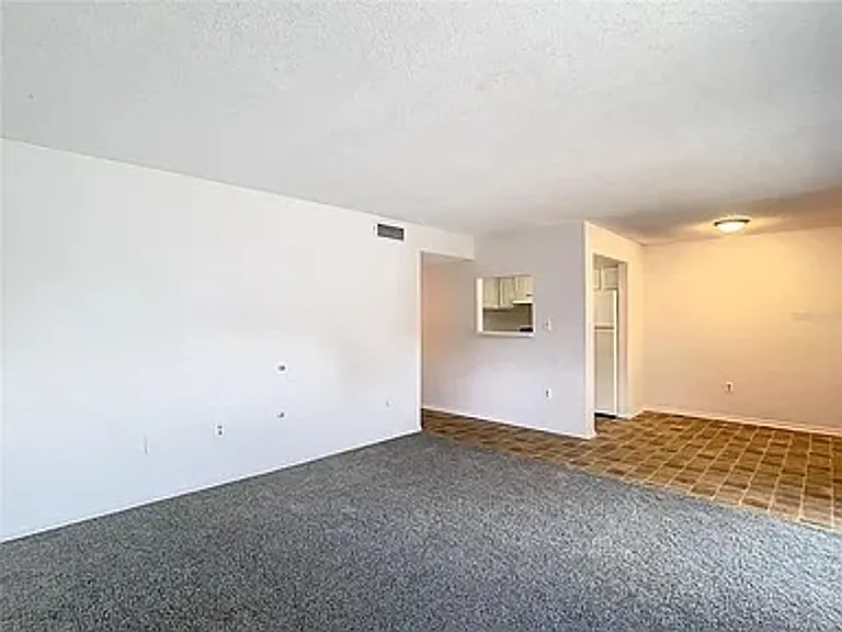 2549 N Alafaya Trl #95 — Photo 8