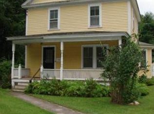 65 Pine St, Amherst, MA 01002