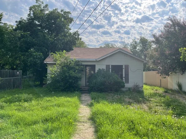 1017 Maxfield St, Waco, TX 76705