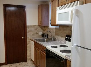 25 Tucker St, Warwick, RI 02886