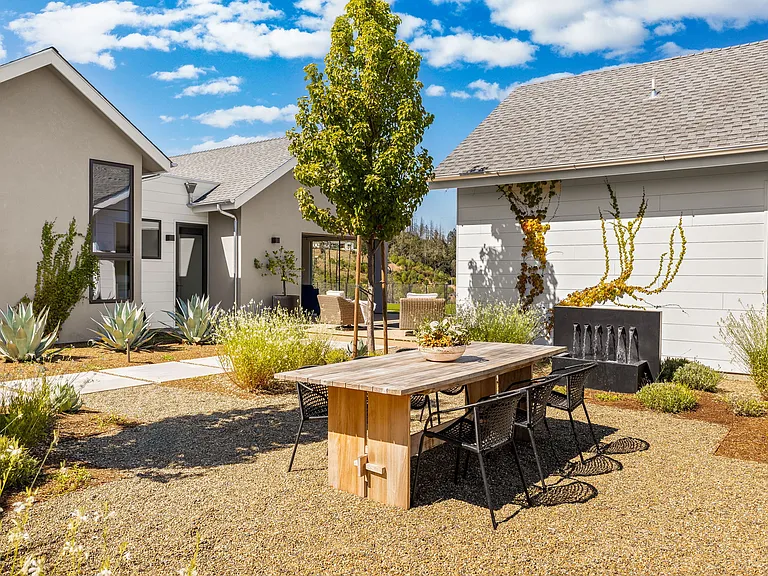 987 Mark West Springs Rd — Photo 44