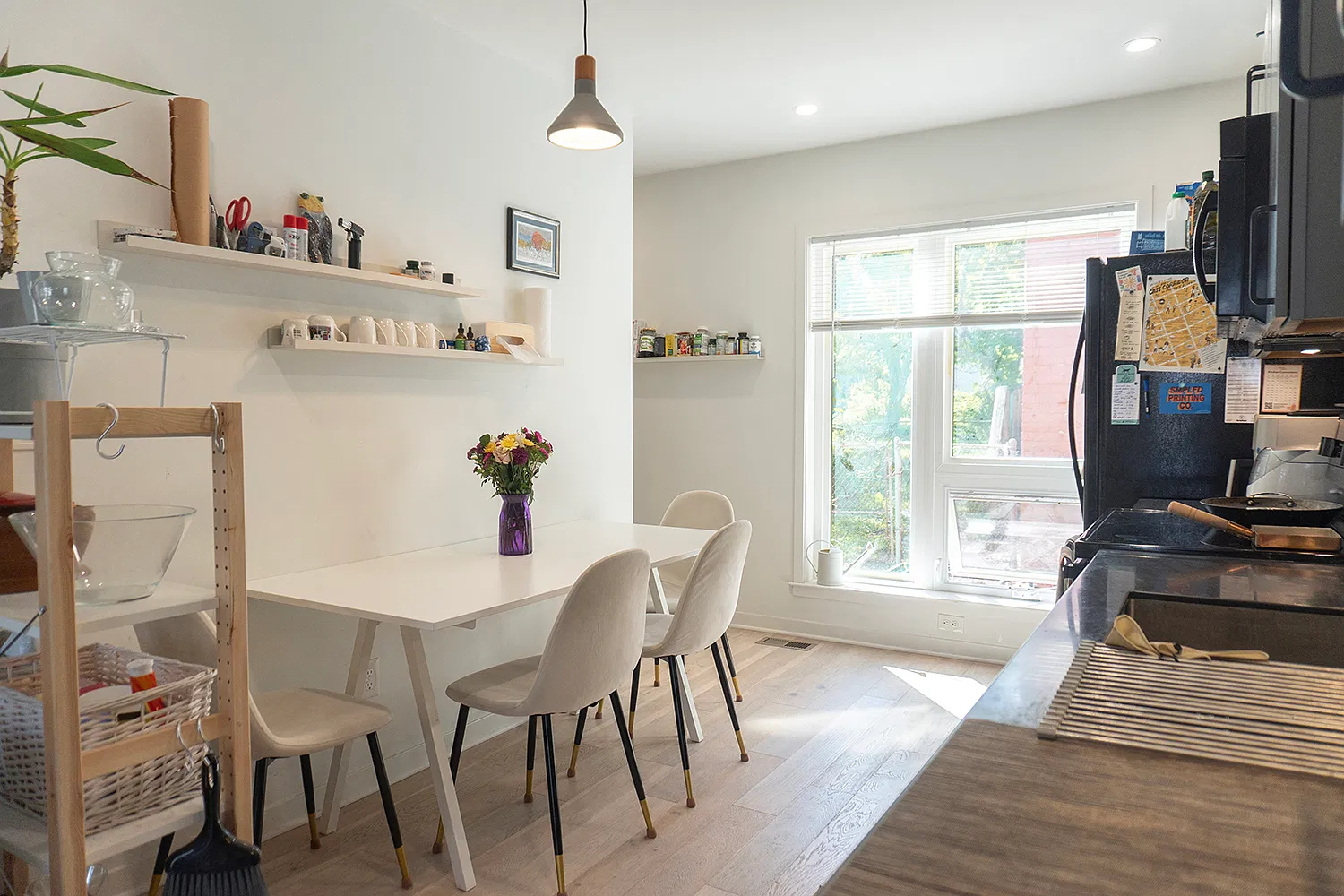 2 bed, 1120 sqft, $2,400 — Photo 4