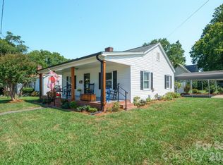 500 N Elm St, Cherryville, NC 28021