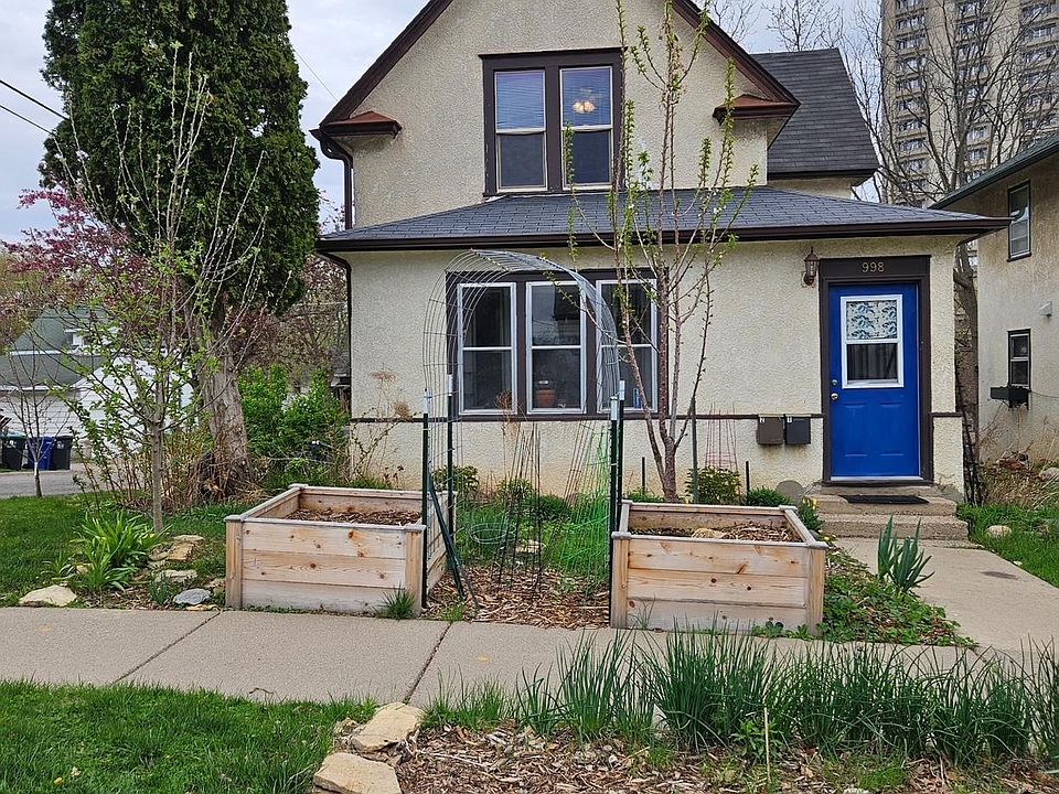 1st image of 998 Jameson St