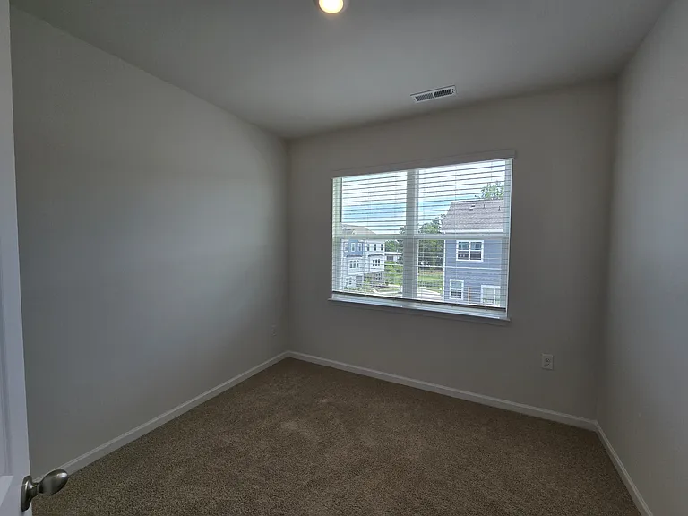 803 Washington St — Photo 19