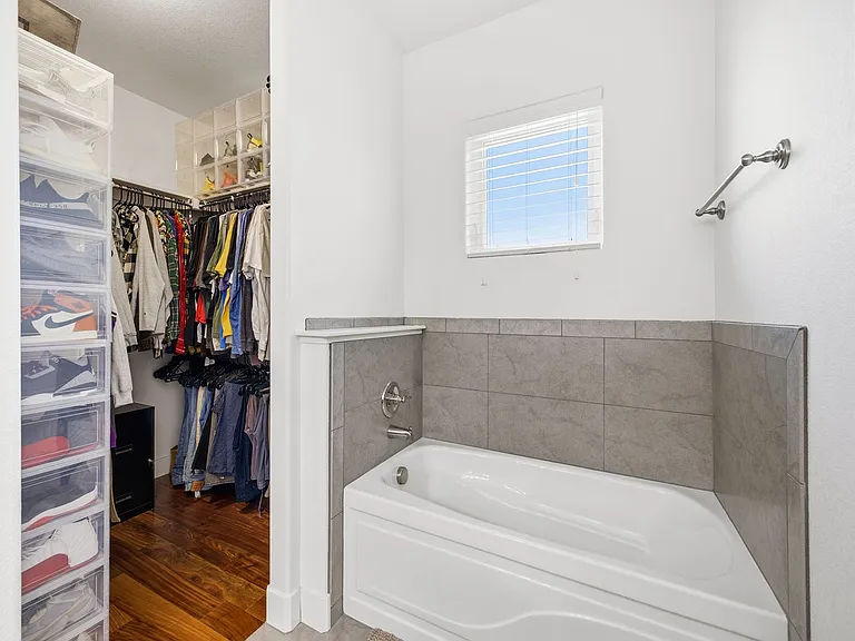 5851 Dripping Rock Ln #B201 — Photo 16