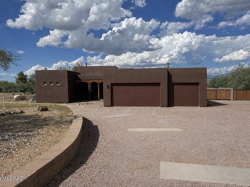 1st image of 2921 E Edward Ln
