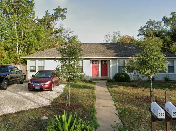 202 E North Ave, Bryan, TX 77801