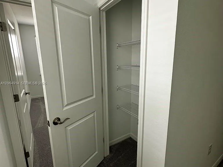 1828 Shadow Box Bnd — Photo 15