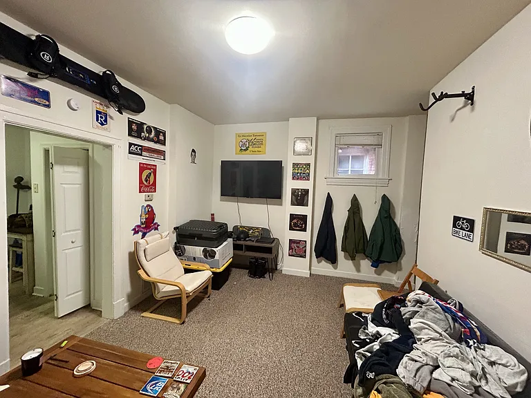 2326 W Grace St #4 — Photo 8