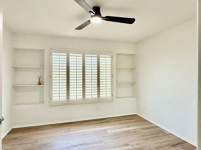 39519 Bainbridge Cir — Photo 12