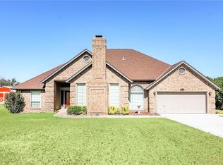 7921 Forest Ln, Oklahoma City, OK 73150