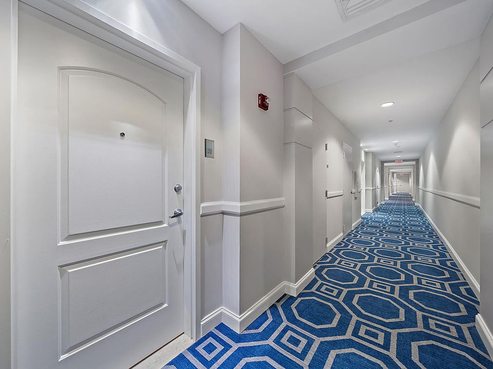 Home For Sale In One City Plaza