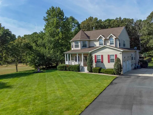 301 Island Ln, Egg Harbor Township, NJ 08234