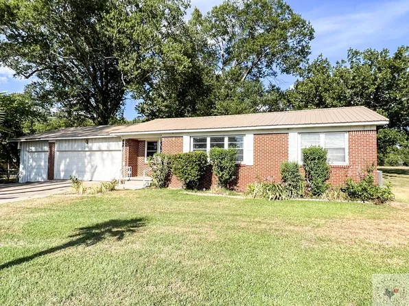 1027 Boston Ave, New Boston, TX 75570