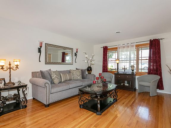 5th image of 209 Westbrook Dr