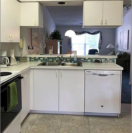 2nd image of 303 Quail Forest Blvd APT 226