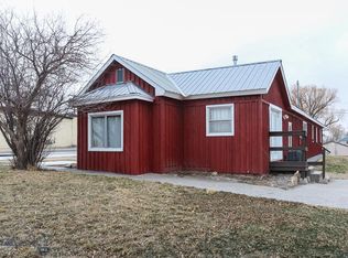 103 S North St, Livingston, MT 59047