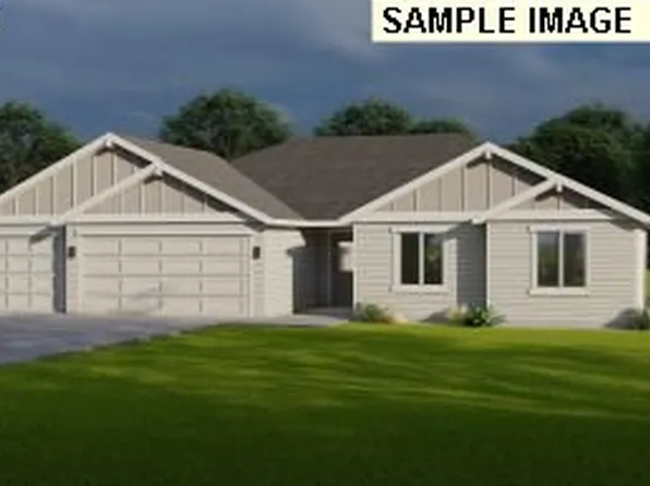 217 SW Chickadee Dr, Boardman, OR 97818