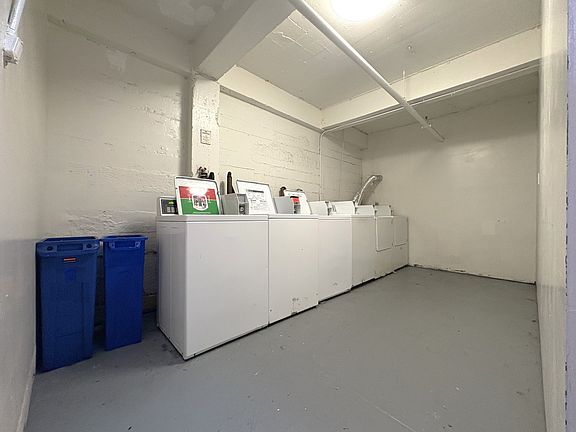3rd image of 930 Sutter St APT 501