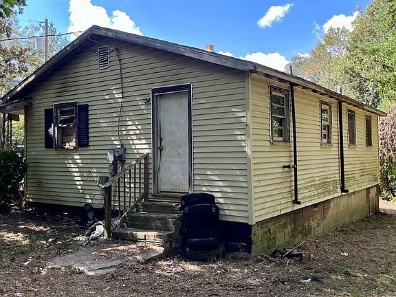 5th image of 423 Sunnyside Cir