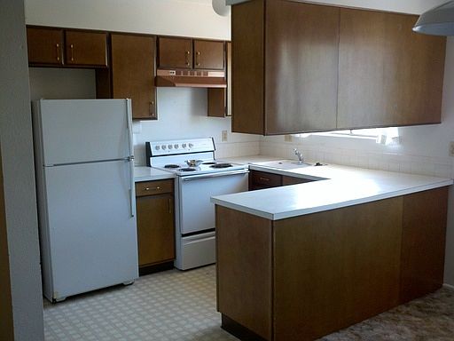 1st image of 525 S 5th St E APT 24