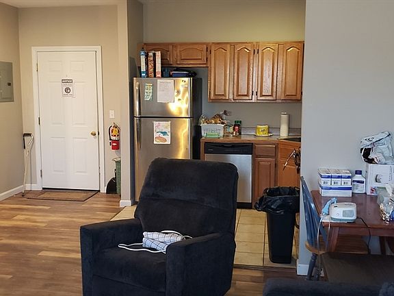 3rd image of 95 Park St #3