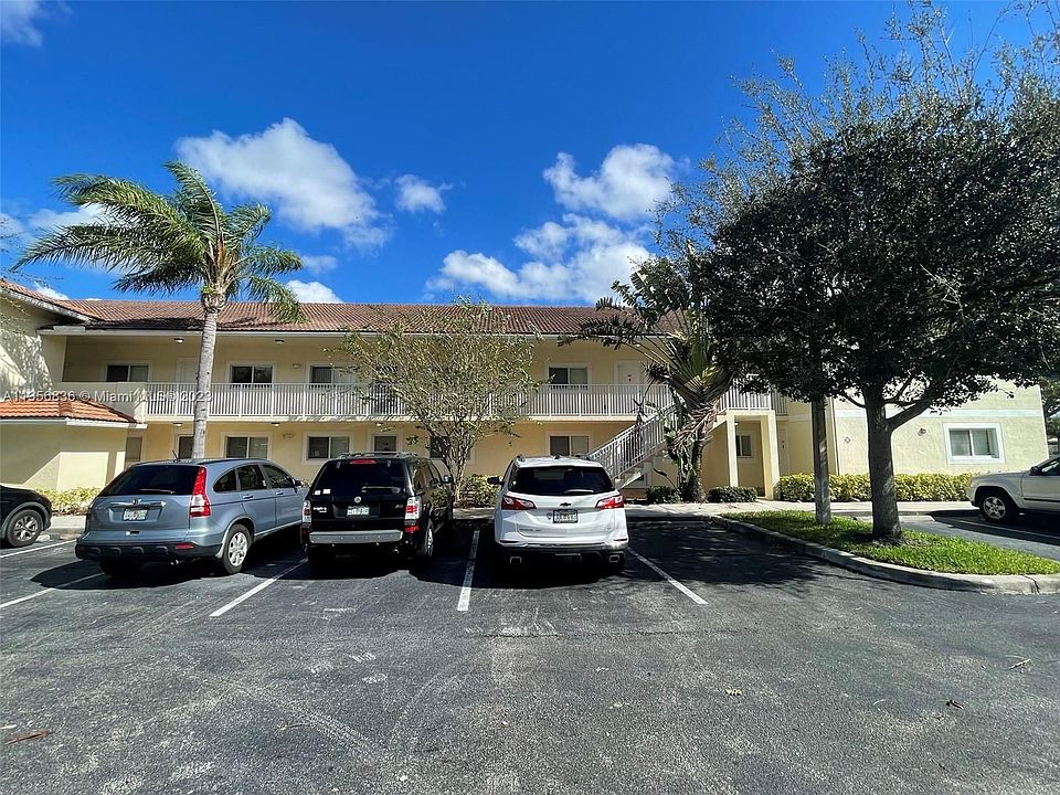 1st image of 3452 Cypress Trl #207