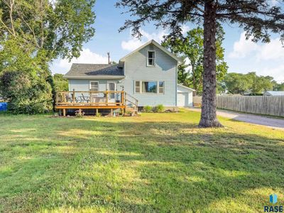 814 E 7th St, Dell Rapids, SD, 57022