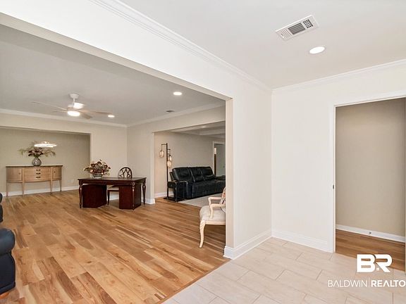 3rd image of 6005 Cherry Ridge Ct